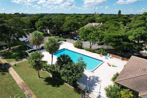 Tiny photo for 2710 Riverside Drive #201-A, Coral Springs, FL 33065 (MLS # B26054510)