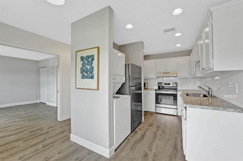 Photo of 1101 Cactus Terrace #103, Delray Beach, FL 33445 (MLS # R10723130)