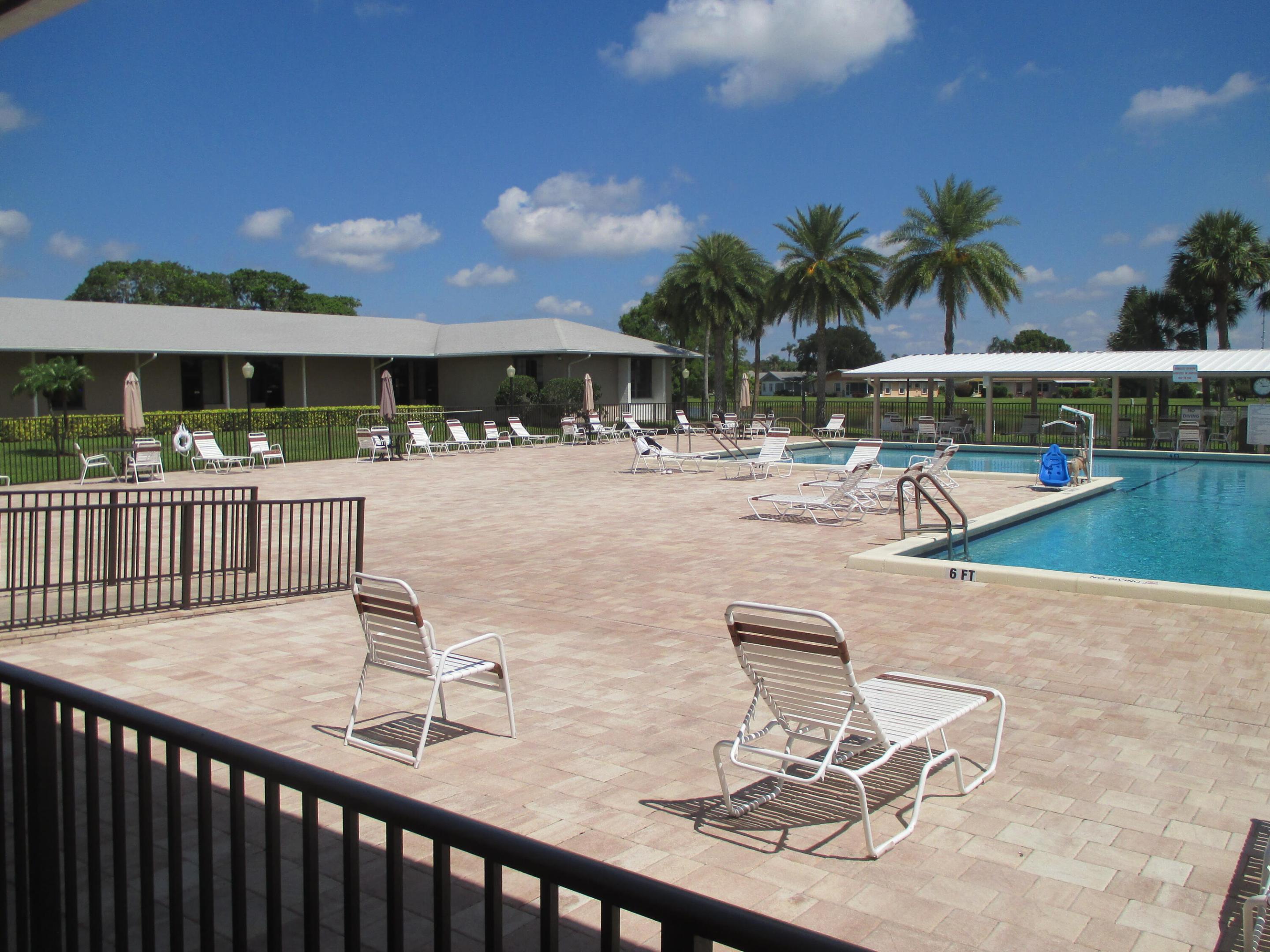CYPRESS LAKES - Residential