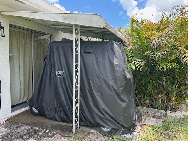 CYPRESS LAKES - Residential
