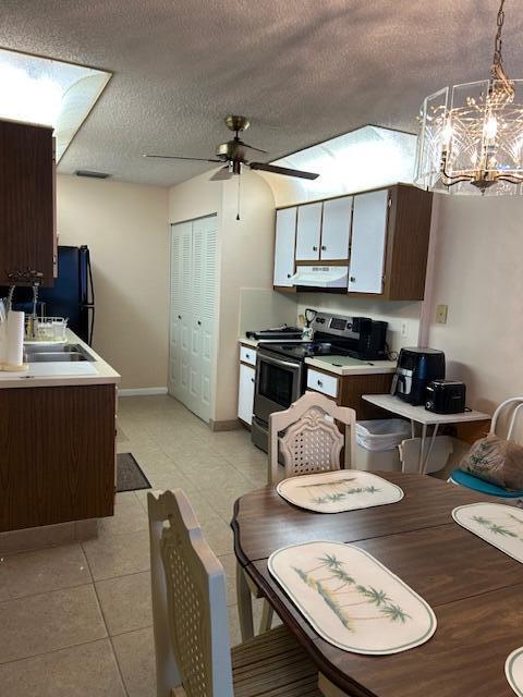 CYPRESS LAKES - Residential
