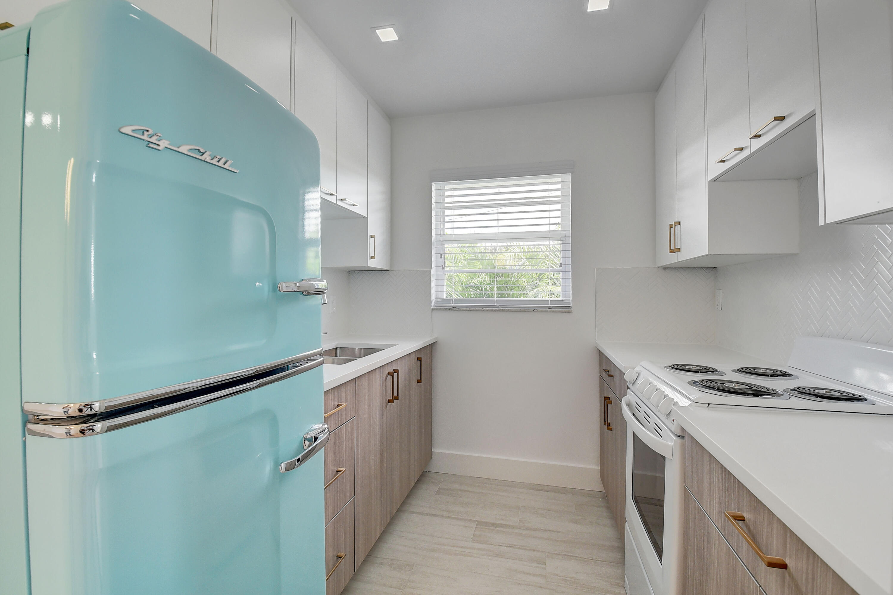 LAKE WORTH TOWN OF - Residential Lease