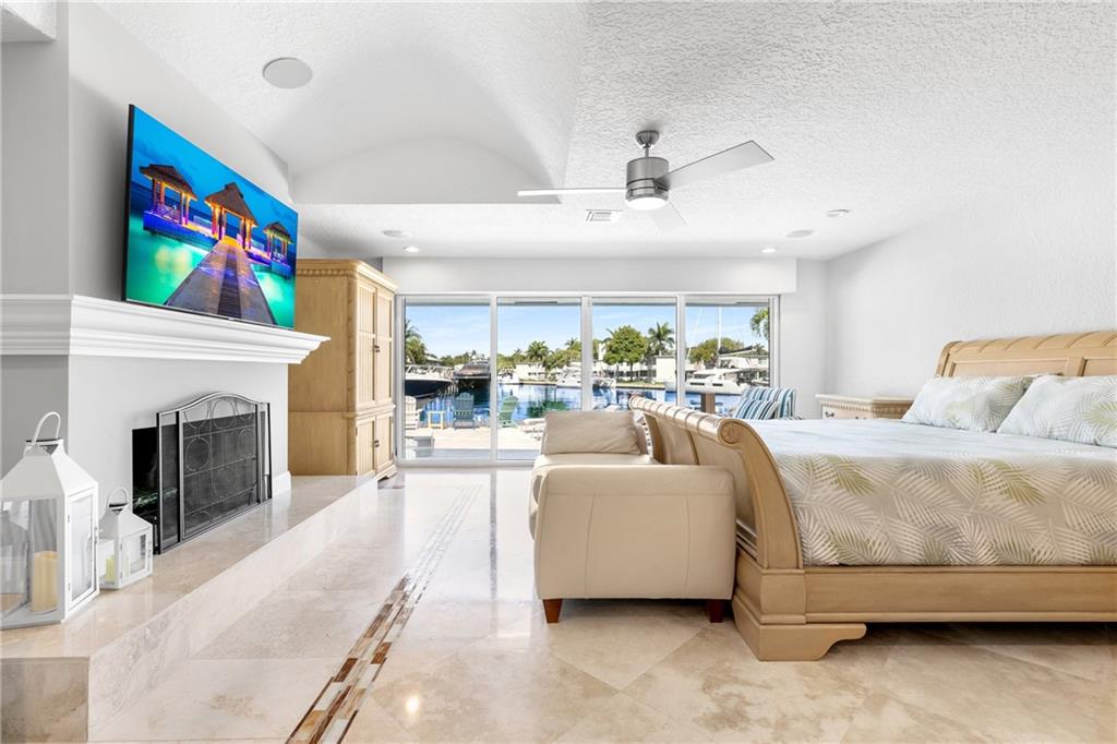 Sunrise Key 45-6 B - Residential