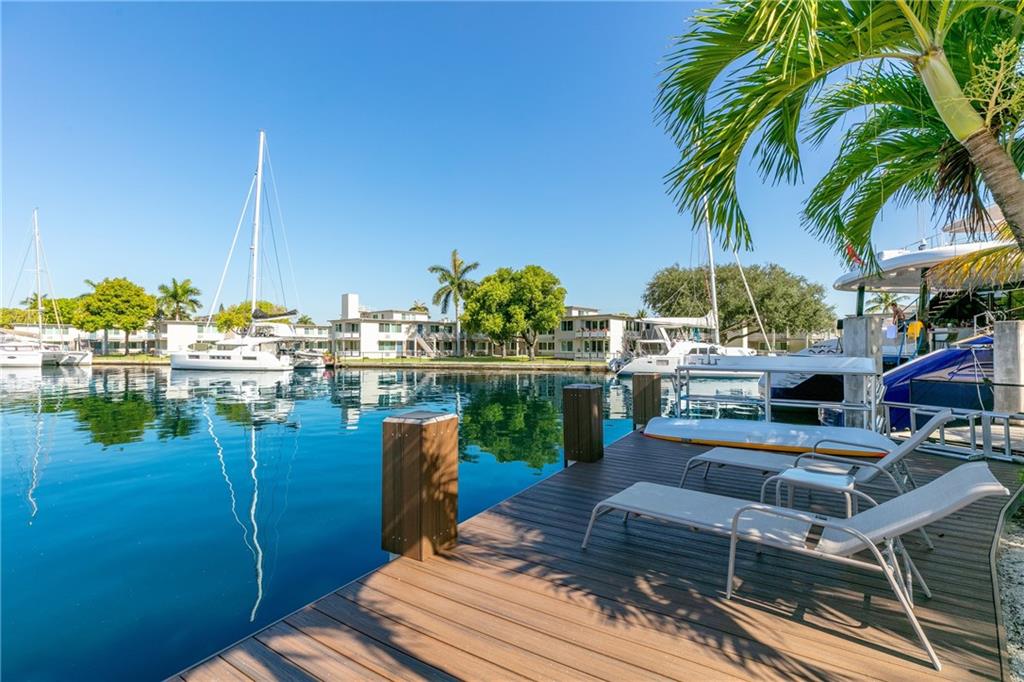 Sunrise Key 45-6 B - Residential