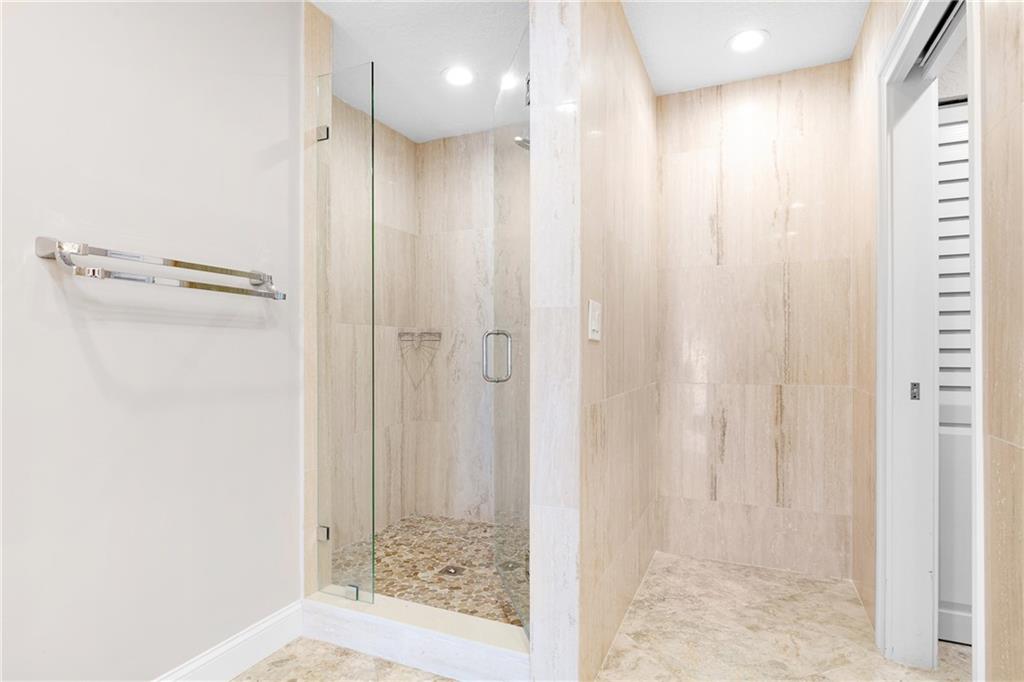 Sunrise Key 45-6 B - Residential