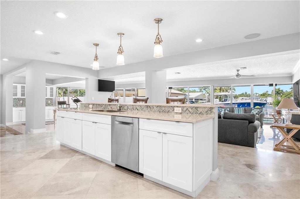 Sunrise Key 45-6 B - Residential