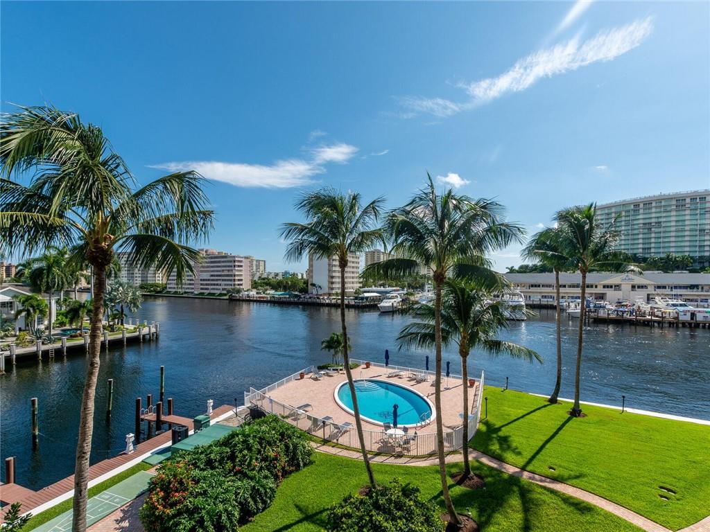 Pompano Yacht & Beach Clu - Residential