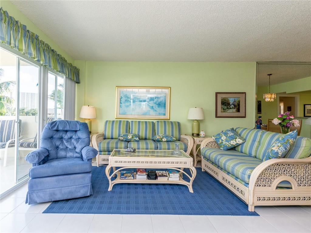 Pompano Yacht & Beach Clu - Residential