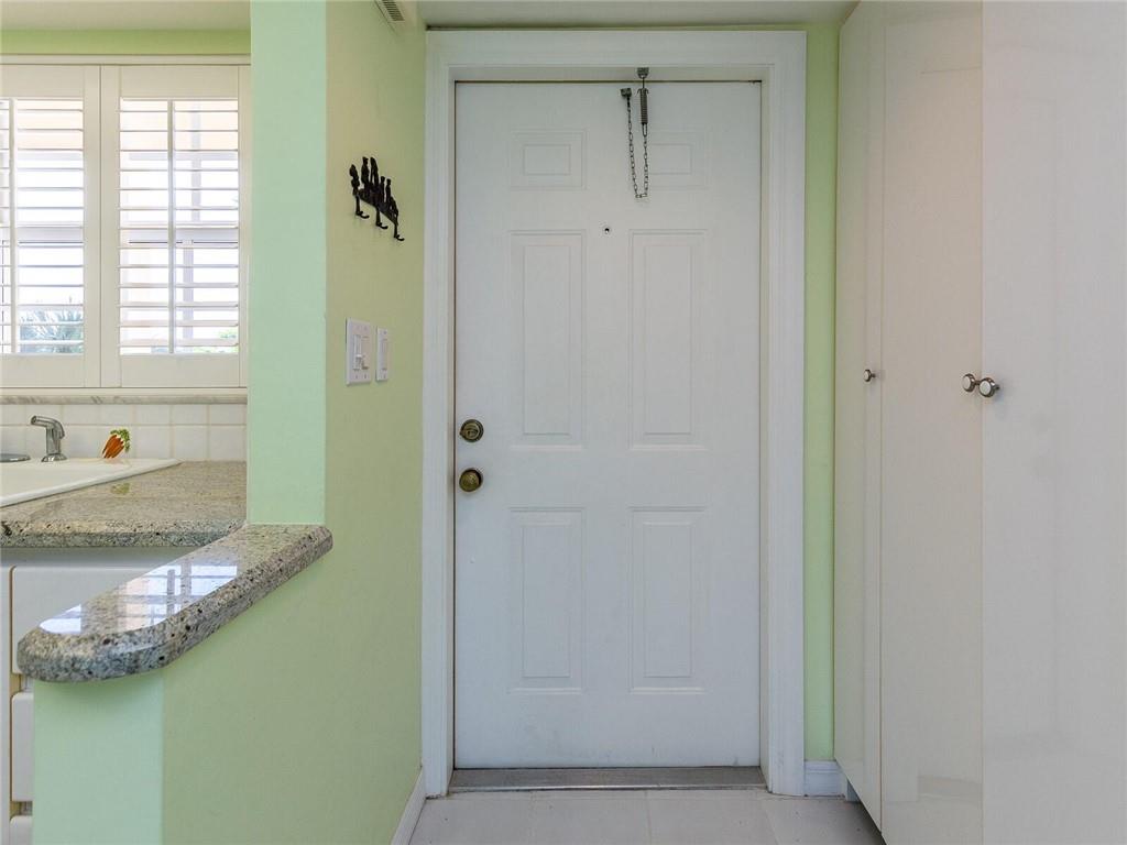 Pompano Yacht & Beach Clu - Residential