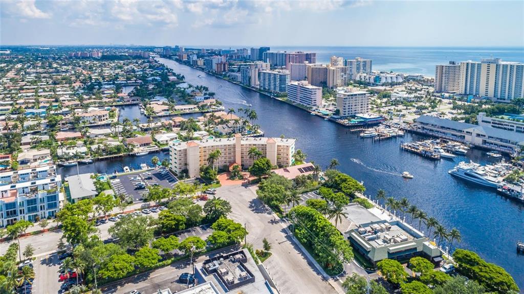 Pompano Yacht & Beach Clu - Residential