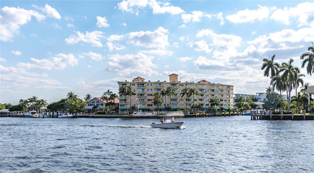 Pompano Yacht & Beach Clu - Residential