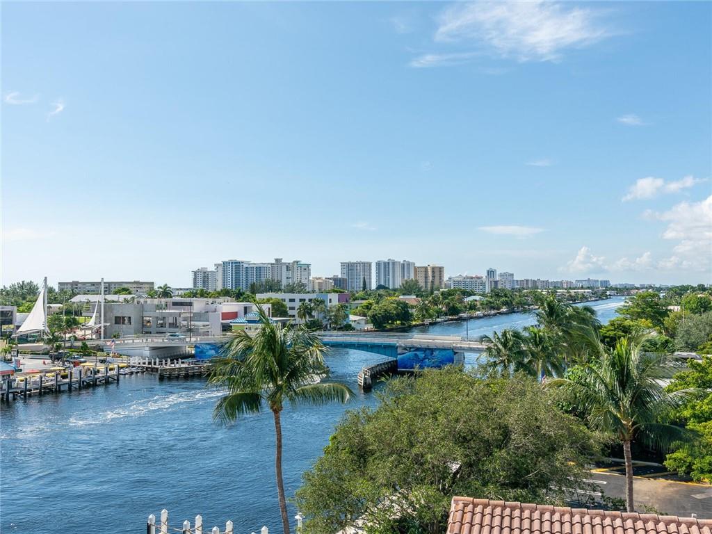 Pompano Yacht & Beach Clu - Residential
