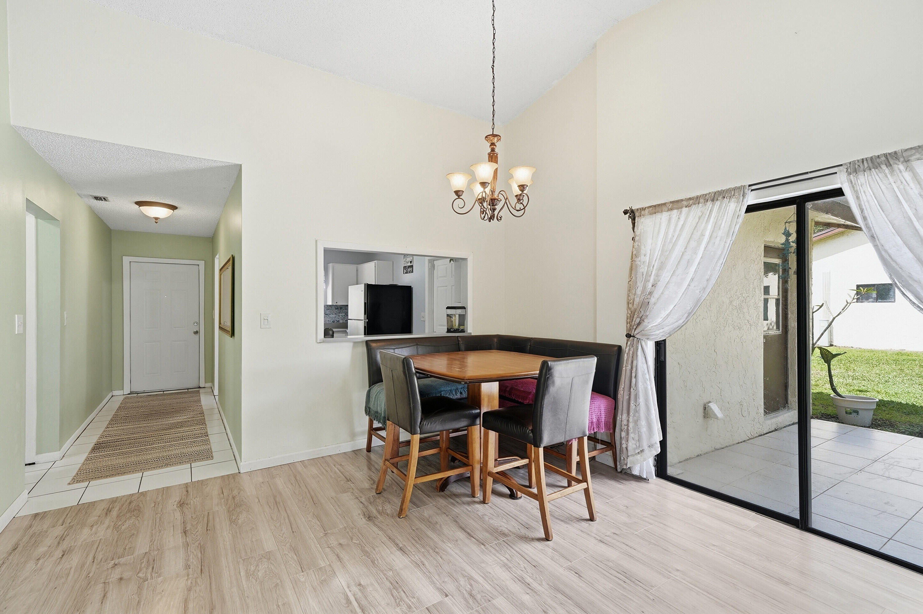 VENETIAN LAKES CONDO - Residential