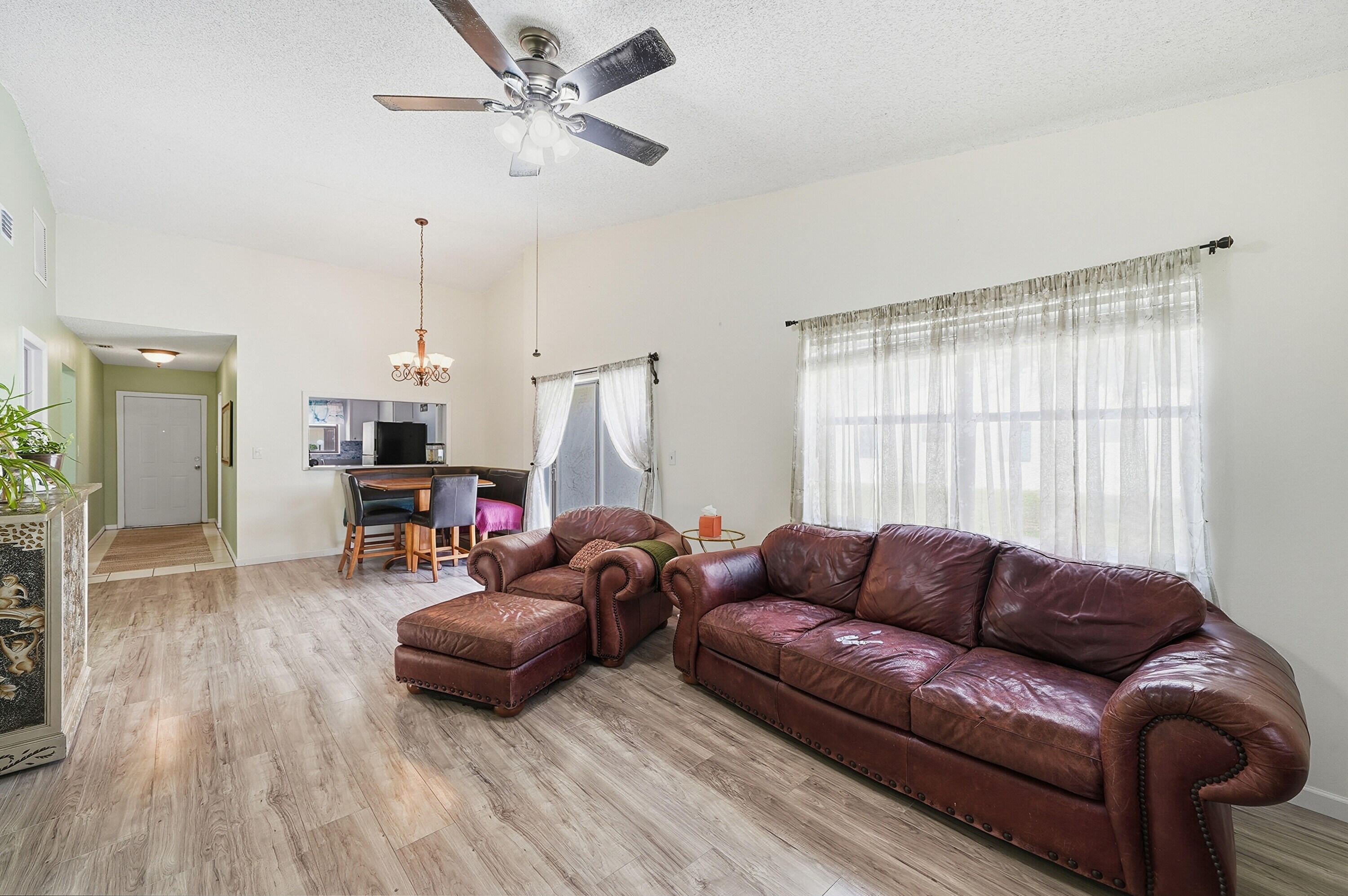 VENETIAN LAKES CONDO - Residential