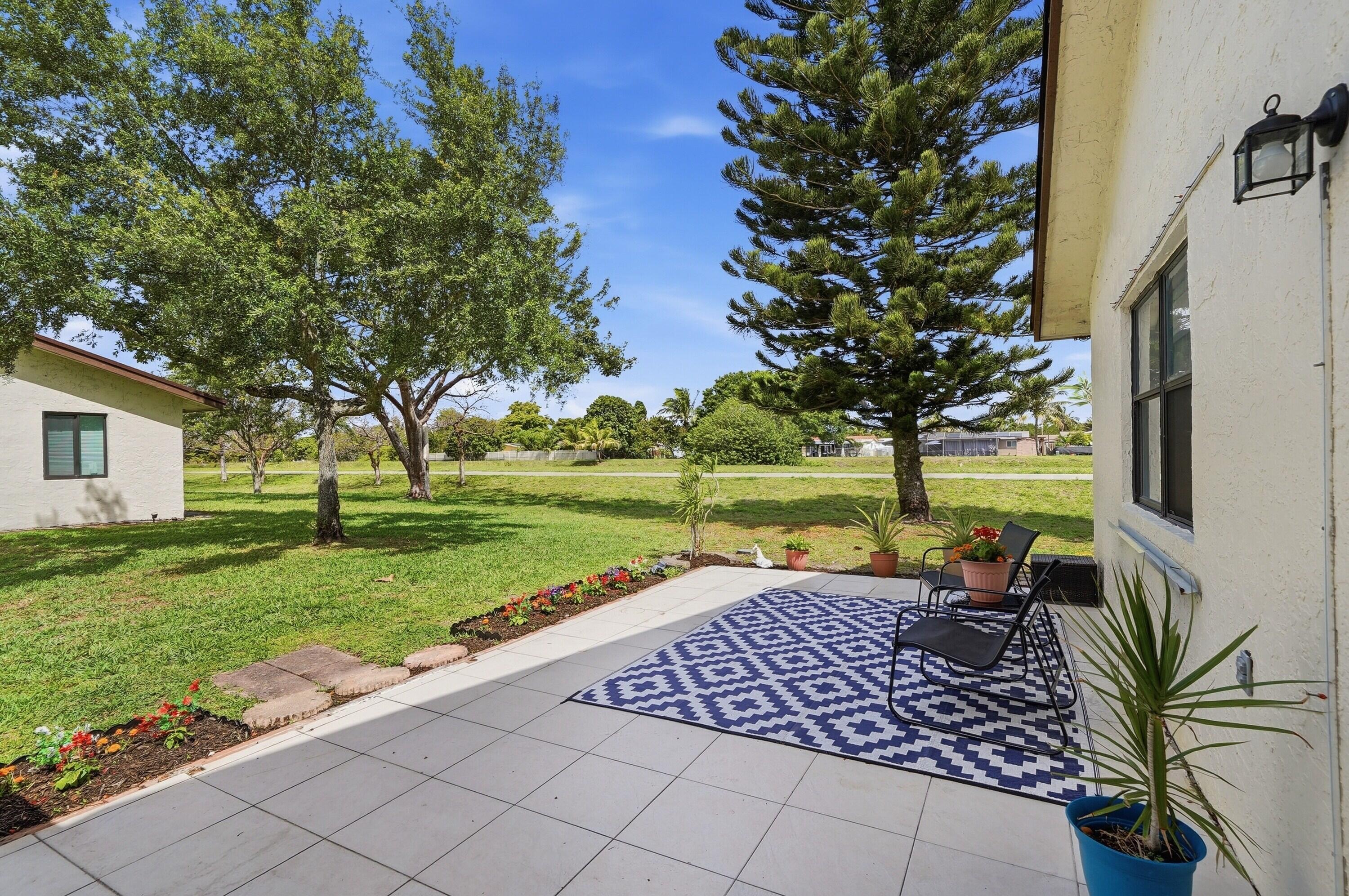 VENETIAN LAKES CONDO - Residential