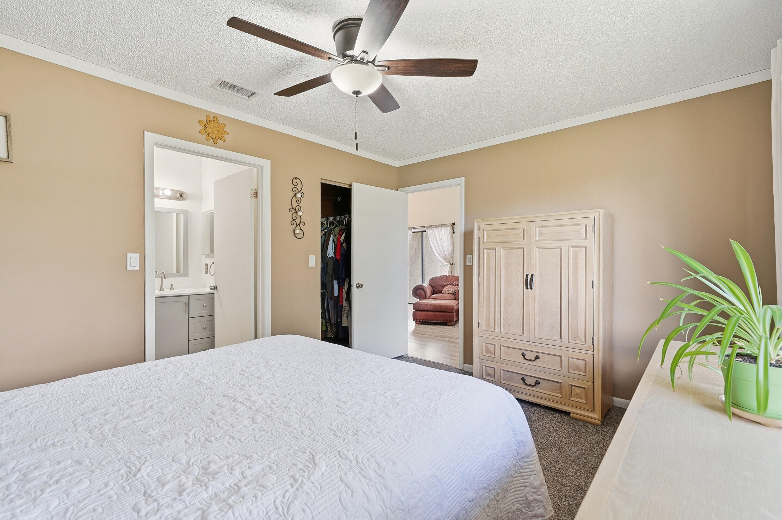 VENETIAN LAKES CONDO - Residential