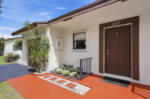 Tiny photo for 6627 N Parkway Drive #1, Margate, FL 33068 (MLS # B26015028)