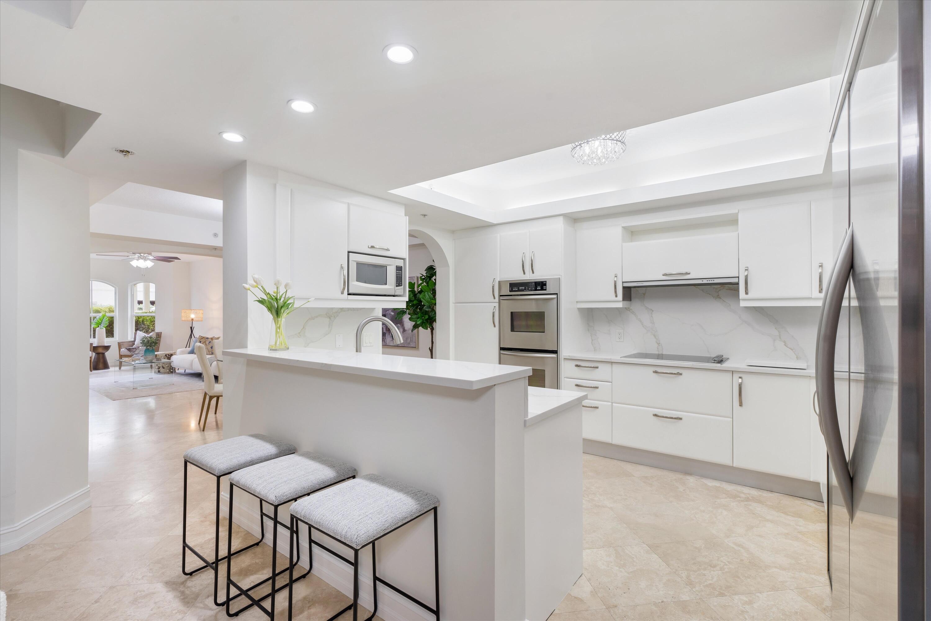 OCEAN PLAZA ON DEERFIELD BEACH CONDO - Residential