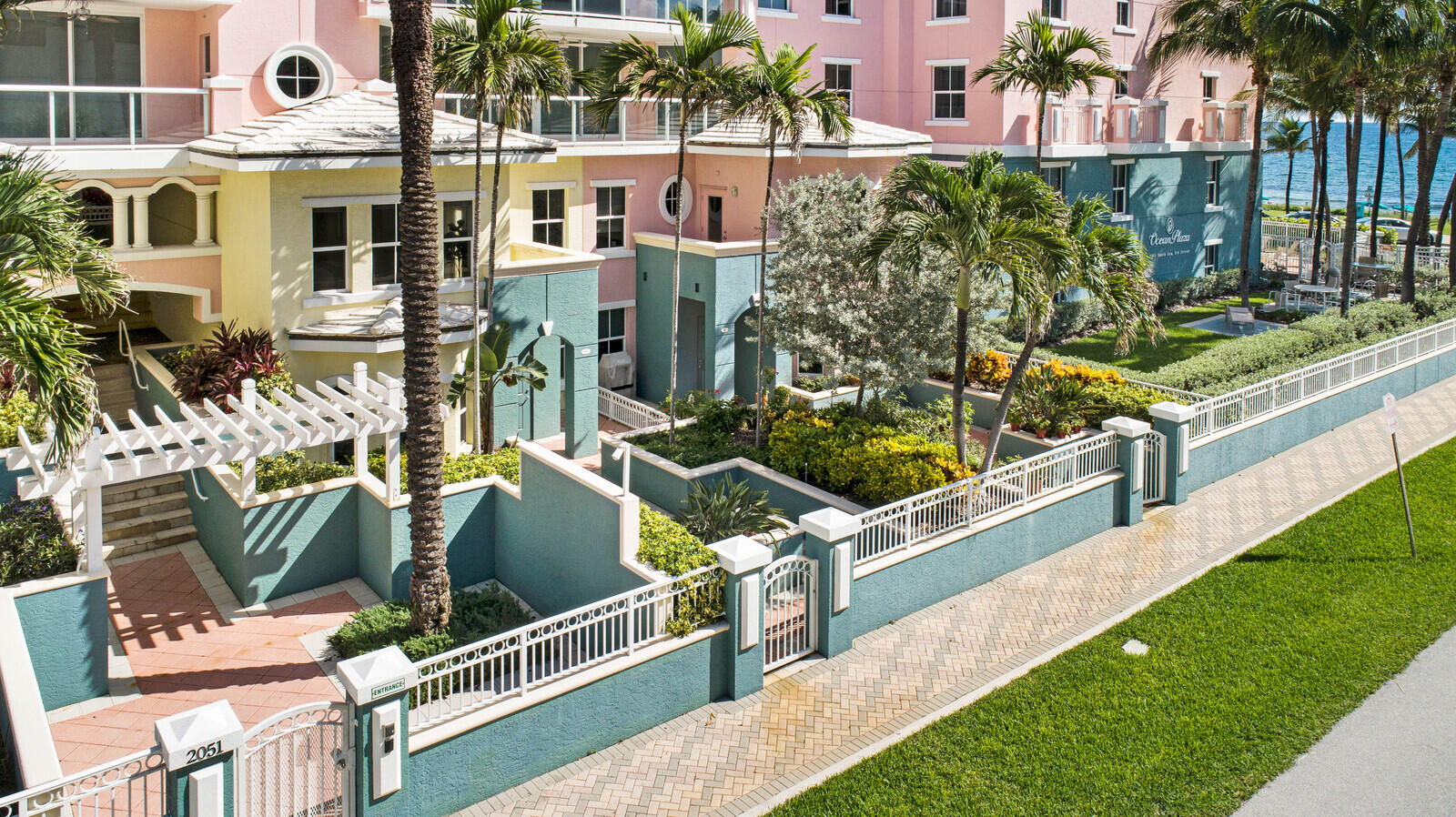 OCEAN PLAZA ON DEERFIELD BEACH CONDO - Residential