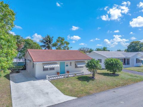 7612 NW 68th Ter Tamarac FL 33321