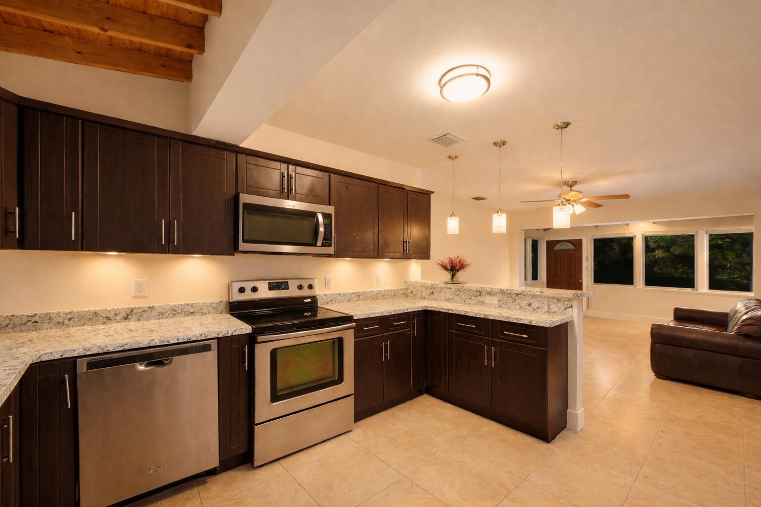 1435 SW 5th Court
