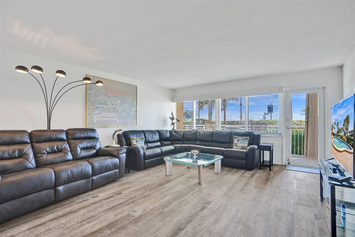 328 N Ocean Boulevard 101