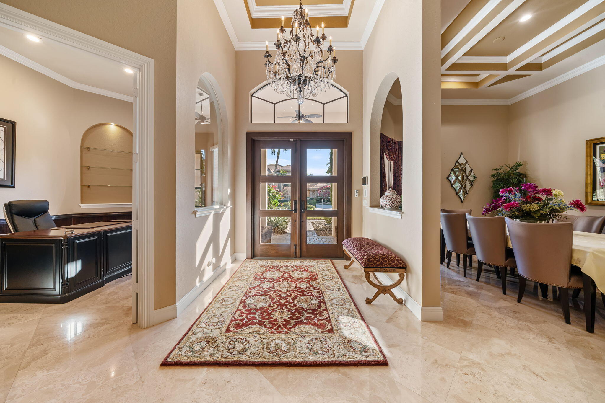 10710 Versailles Boulevard