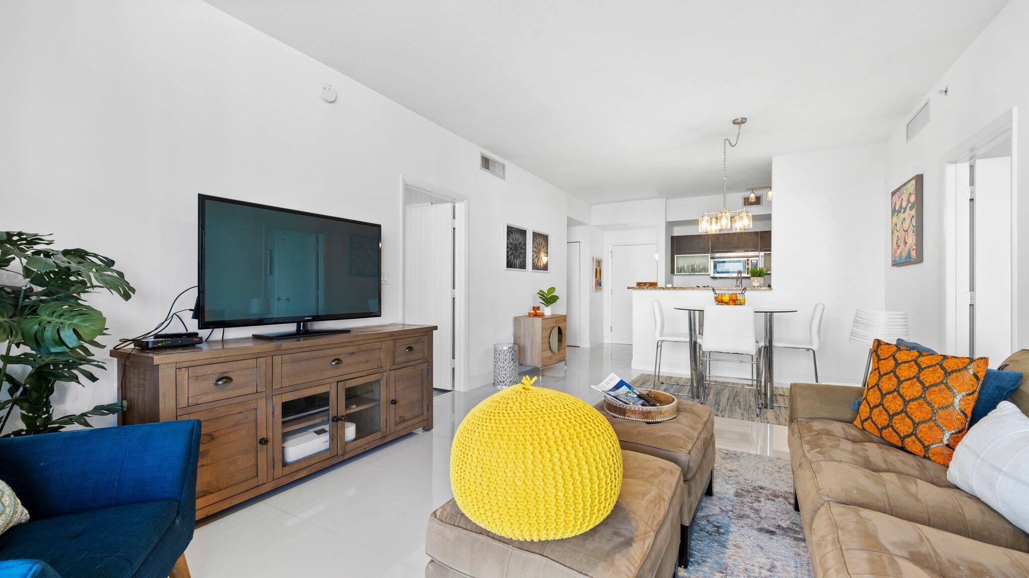 CITYPLACE SOUTH TOWER CON - Residential Lease