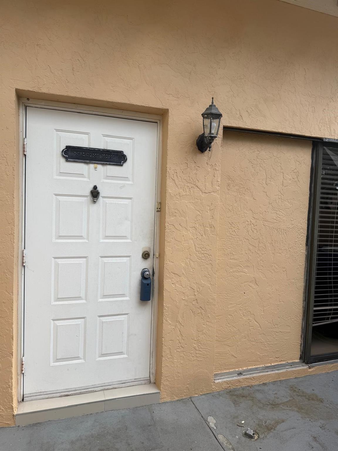 11596 NW 45th St 4, Coral Springs, FL, 33065/$260,000 1 11596 NW 45th St 4