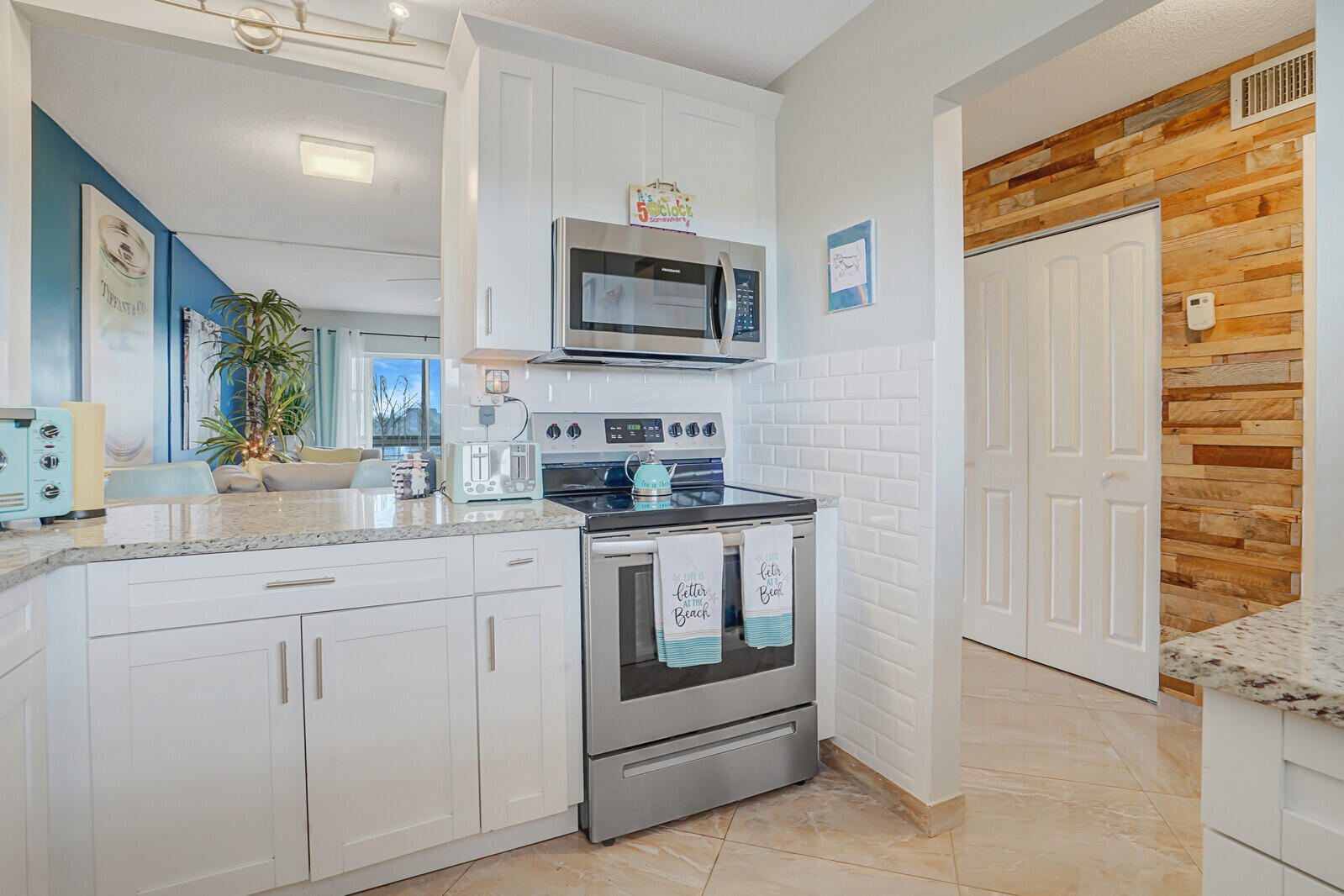 LAKE CLARKE GARDENS CONDO 7 - Residential