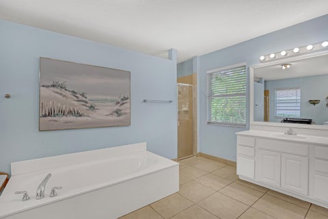 Tiny photo for 15095 110th Avenue N, Jupiter, FL 33478 (MLS # B26084393)