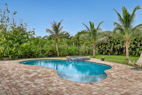 Tiny photo for 15095 110th Avenue N, Jupiter, FL 33478 (MLS # B26084393)