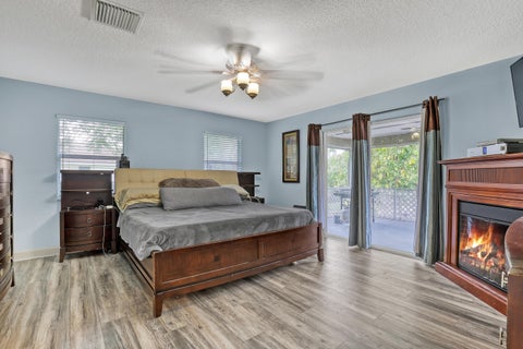 Tiny photo for 15095 110th Avenue N, Jupiter, FL 33478 (MLS # B26084393)