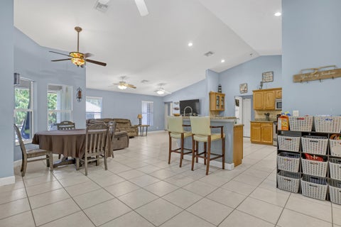 Tiny photo for 15095 110th Avenue N, Jupiter, FL 33478 (MLS # B26084393)