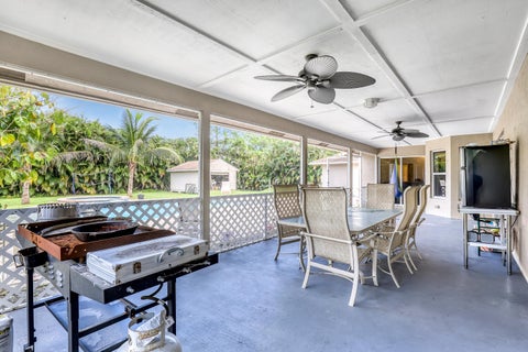 Tiny photo for 15095 110th Avenue N, Jupiter, FL 33478 (MLS # B26084393)