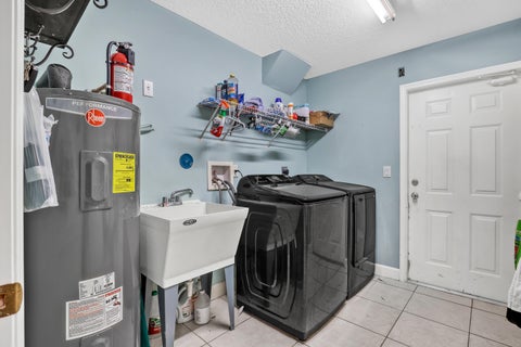 Tiny photo for 15095 110th Avenue N, Jupiter, FL 33478 (MLS # B26084393)