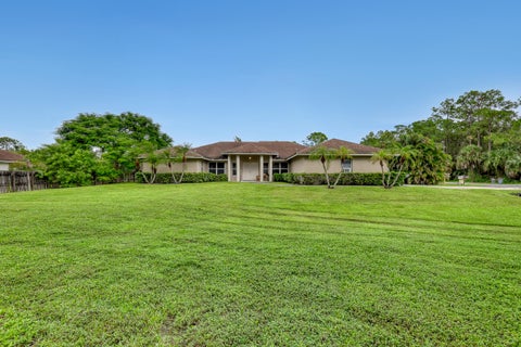 Tiny photo for 15095 110th Avenue N, Jupiter, FL 33478 (MLS # B26084393)