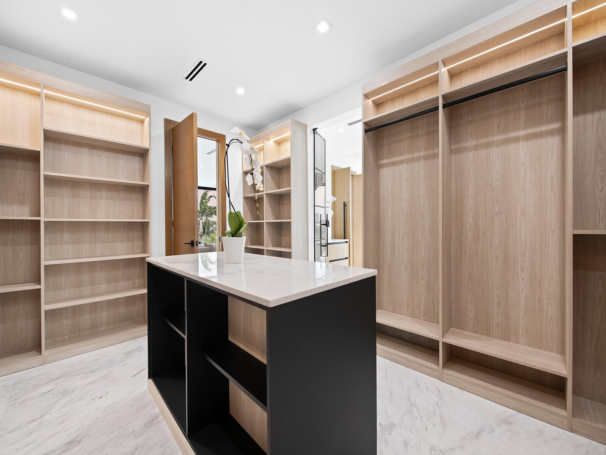 NURMI ISLES ISLAND NO 3 - Residential