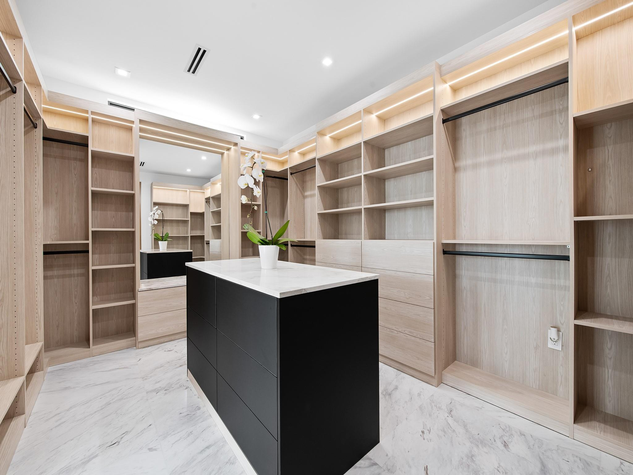 NURMI ISLES ISLAND NO 3 - Residential