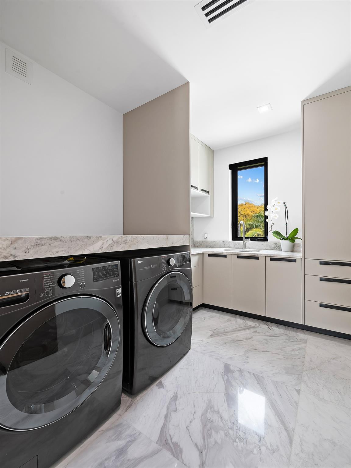 NURMI ISLES ISLAND NO 3 - Residential