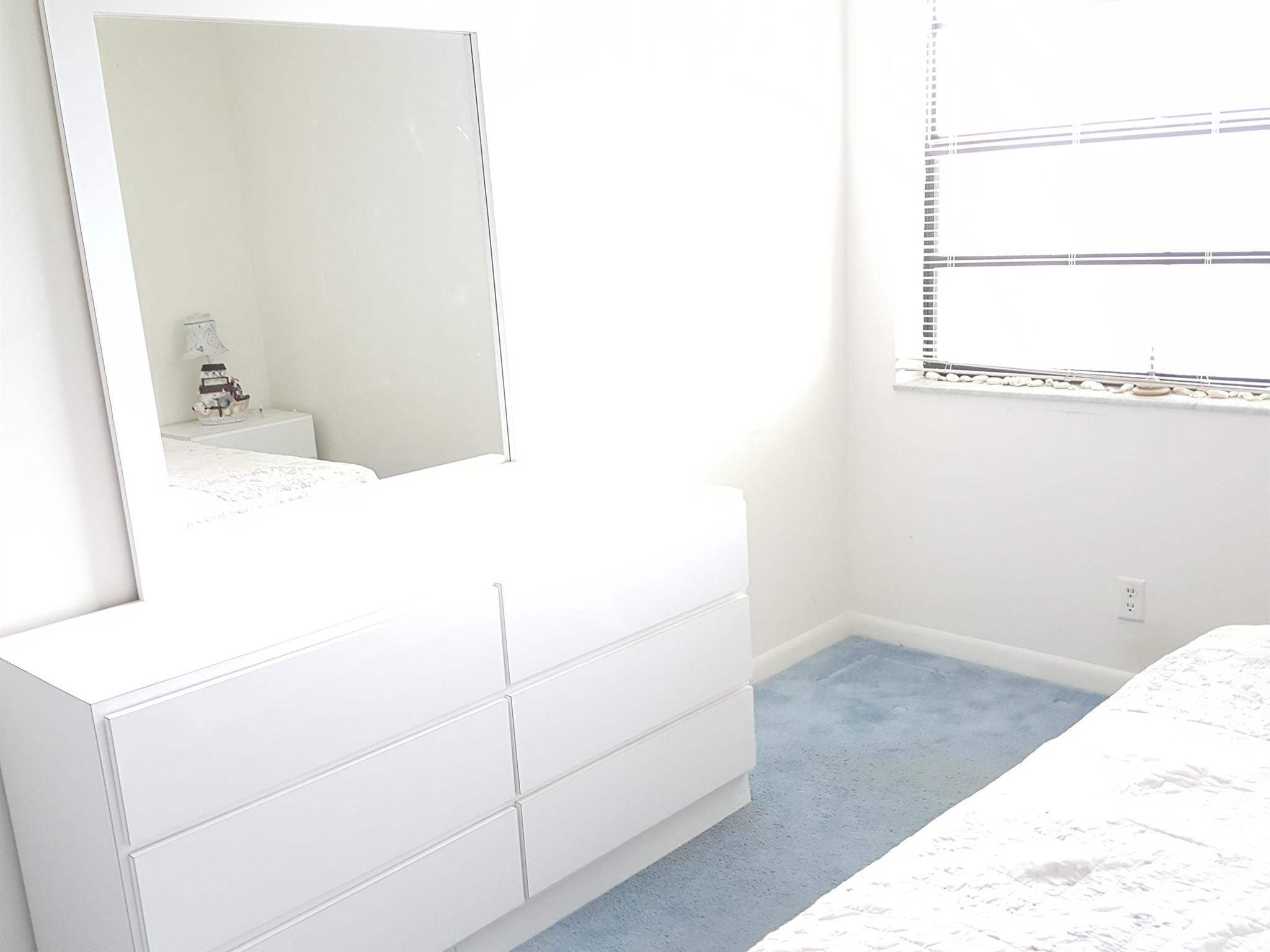 KINGS POINT CAPRI CONDOS - Residential Lease