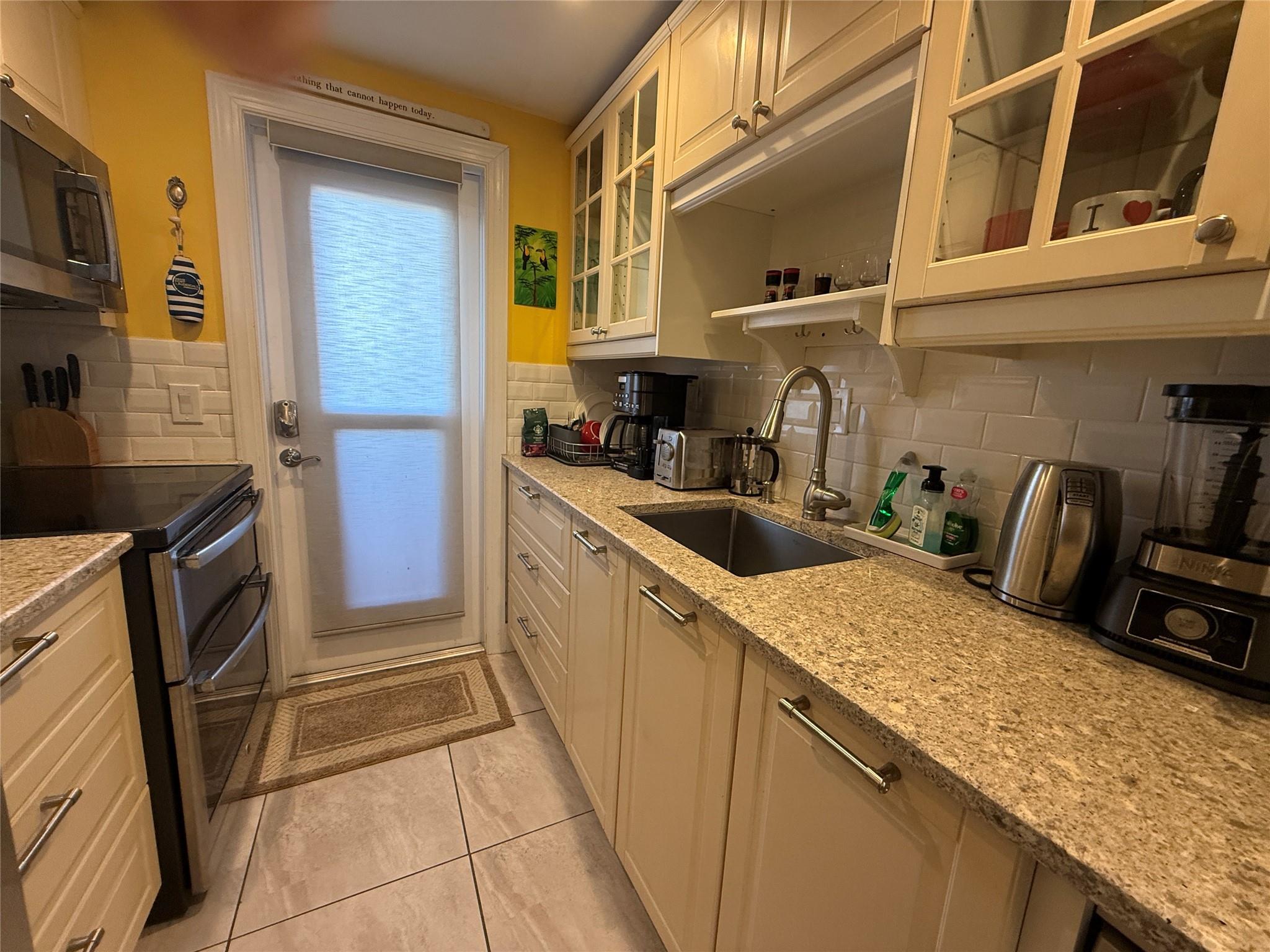 Leisure Shores Condo - Residential Lease