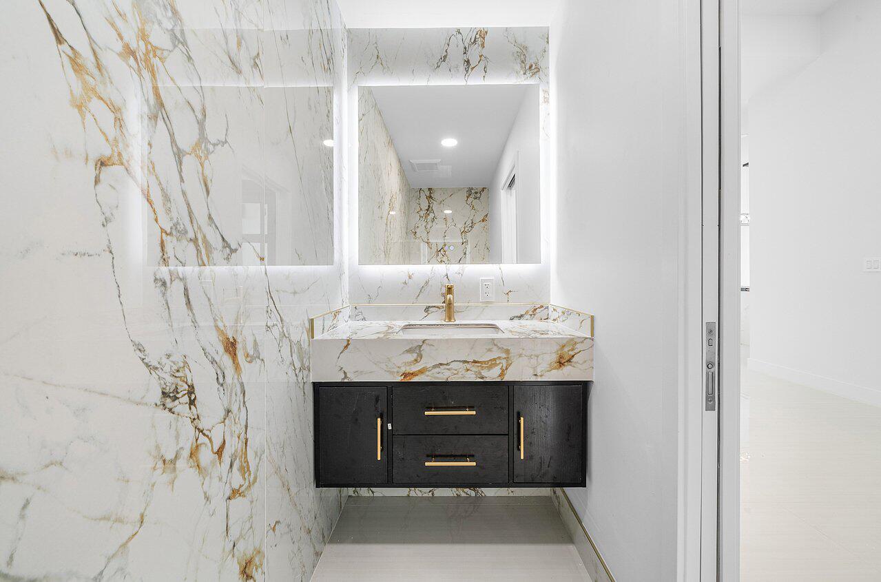 Bocaire Country Club - Residential