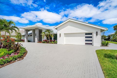 Tiny photo for 4887 Bocaire Boulevard, Boca Raton, FL 33487 (MLS # B26017385)