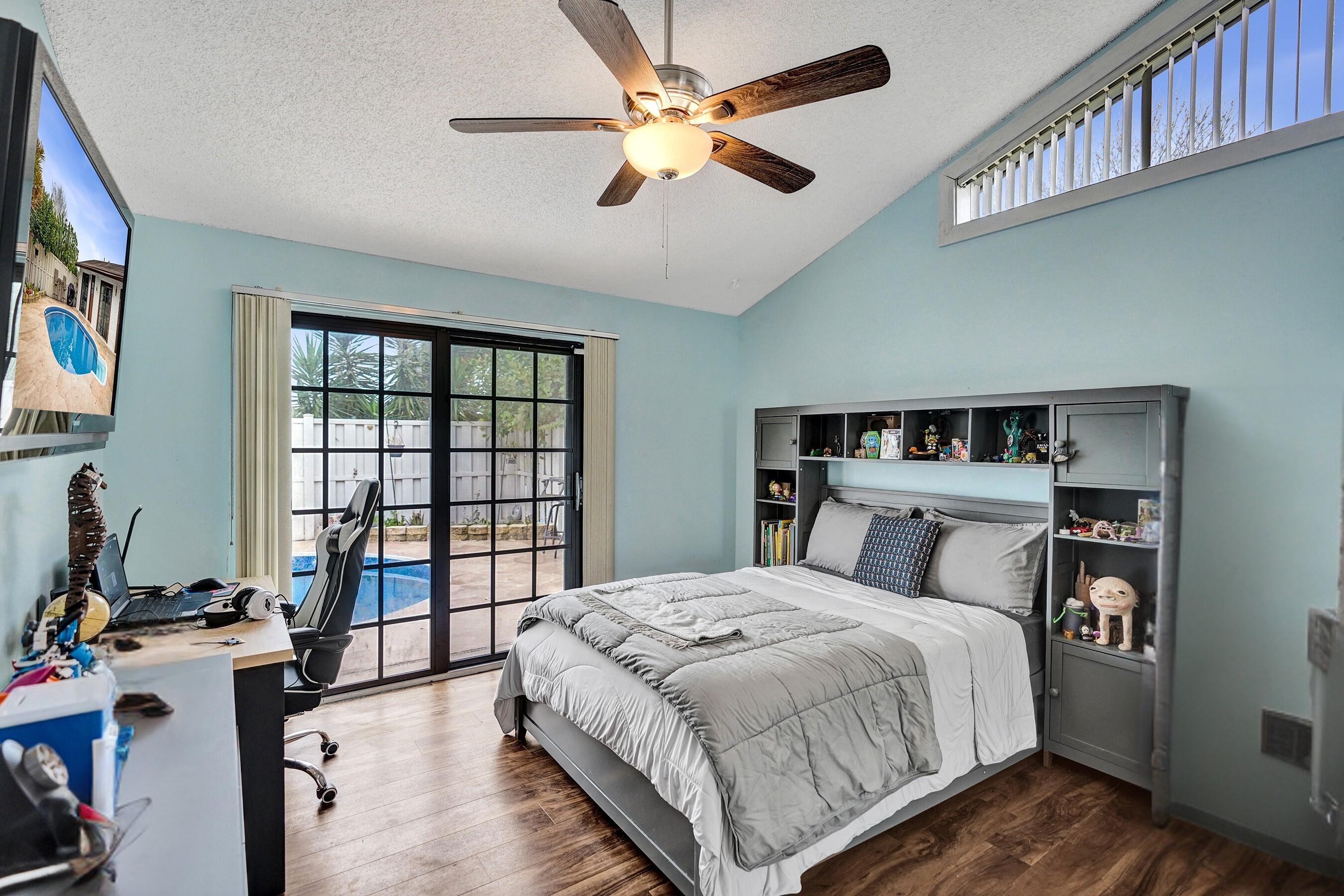 BOCA GARDENS - Residential