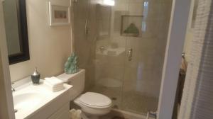 FOUNTAINS OF PALM BEACH CONDO 2 - Residential