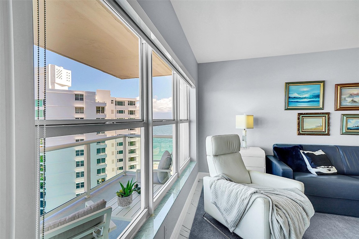 Riviera Condo - Residential