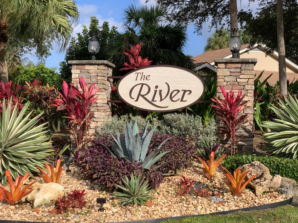 Photo of 239 E River Park Drive, Jupiter, FL 33477 (MLS # R10794232)