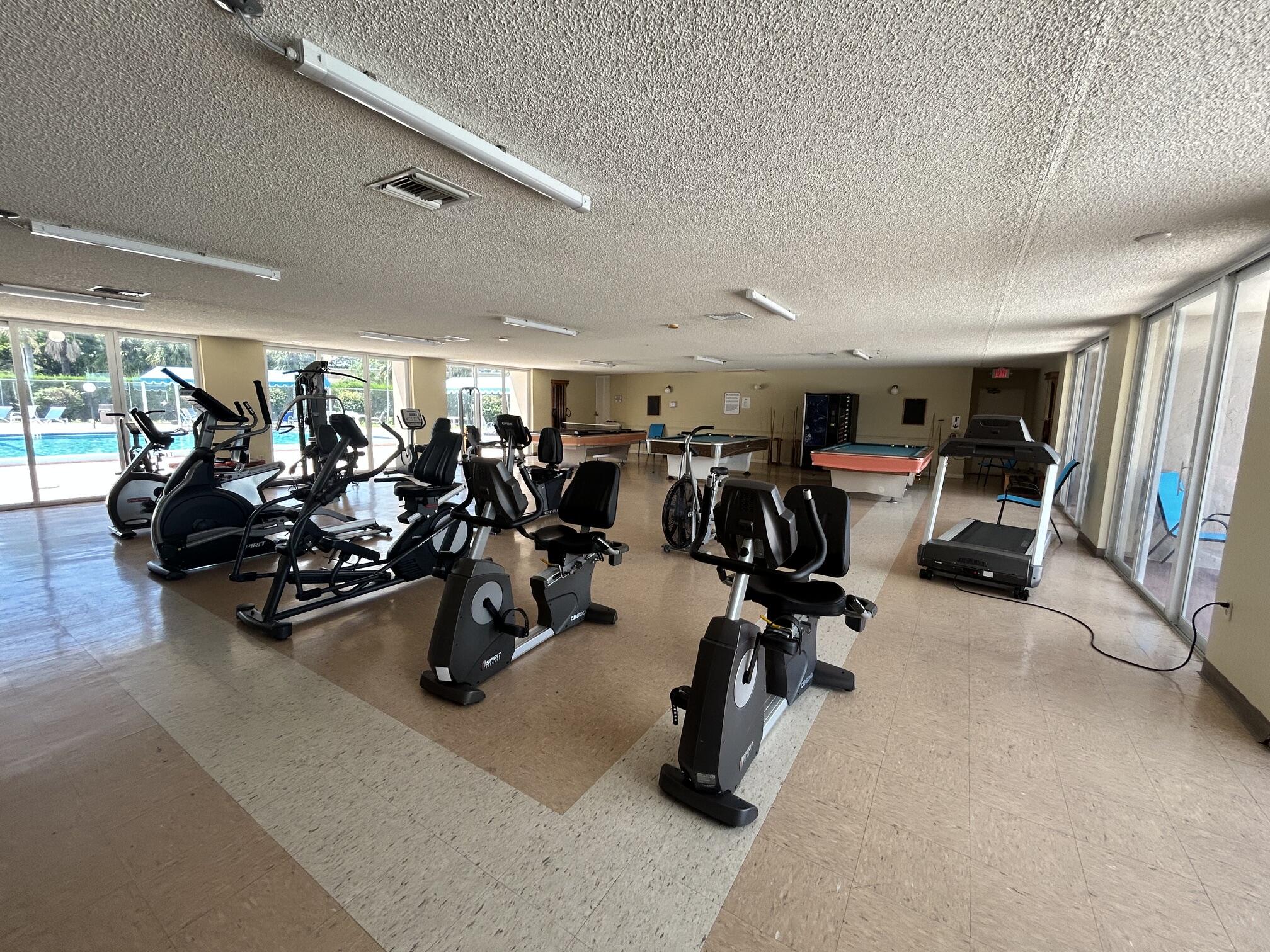 LAKESIDE VILLAGE CONDO 6 - Residential