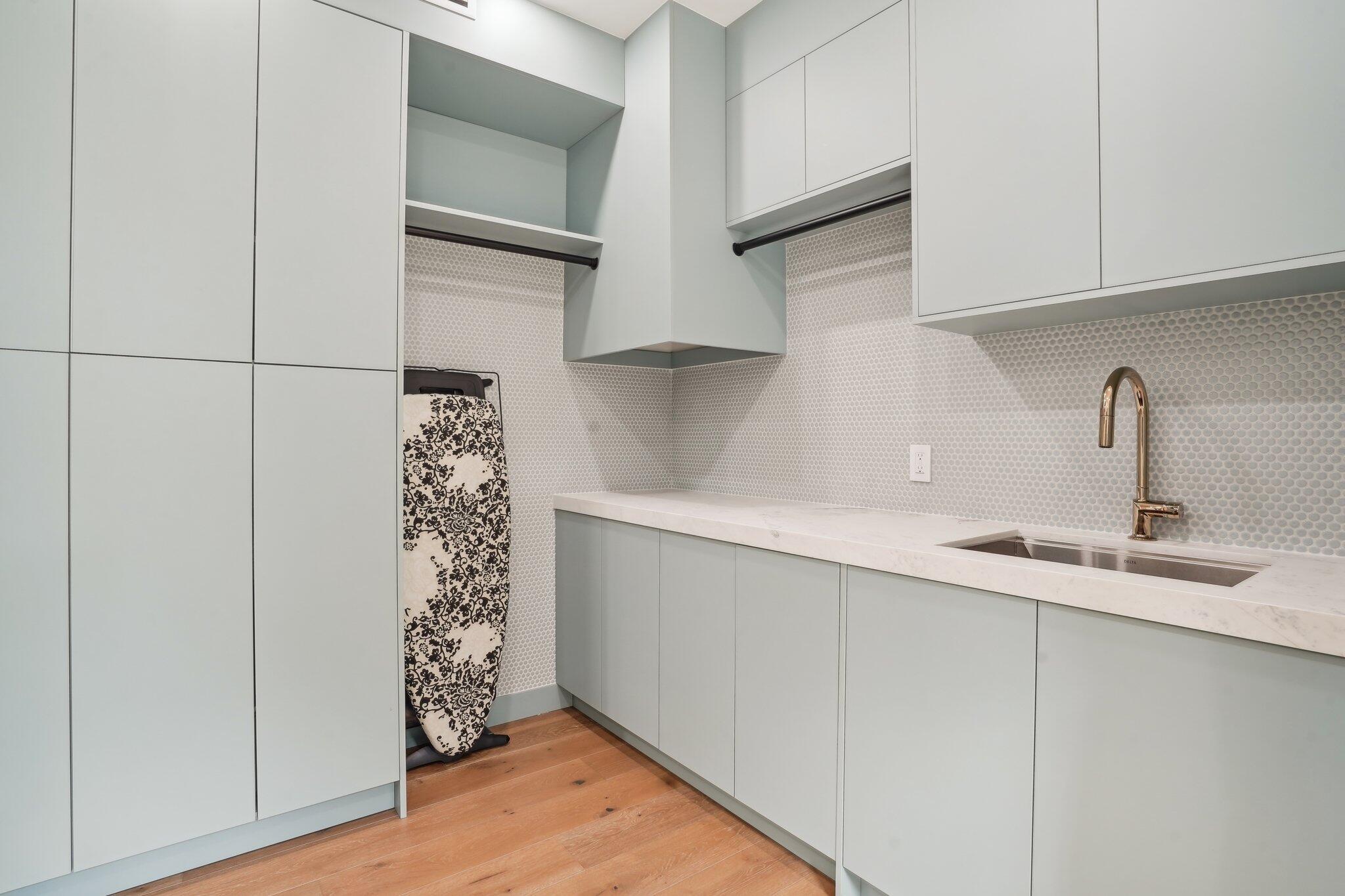 PALM BEACH FARMS CO 11 - Residential